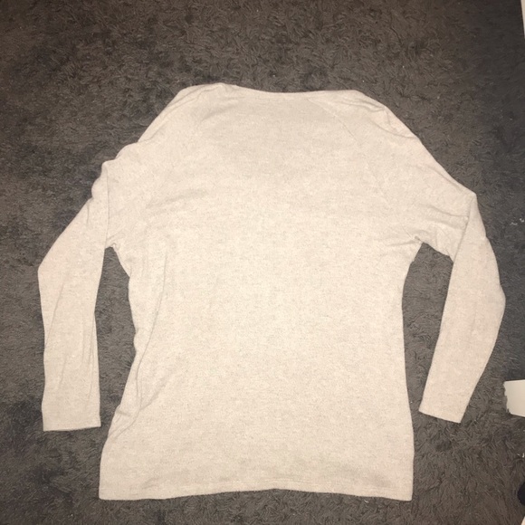 Brandy Melville grey sweater - Picture 2 of 3